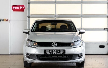 Volkswagen Polo VI (EU Market), 2011 год, 650 000 рублей, 2 фотография