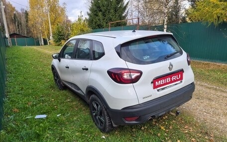 Renault Kaptur I рестайлинг, 2018 год, 930 000 рублей, 3 фотография