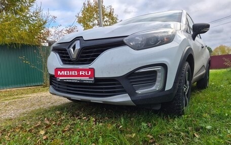 Renault Kaptur I рестайлинг, 2018 год, 930 000 рублей, 5 фотография