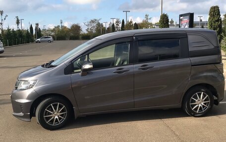 Honda Freed I, 2015 год, 1 270 000 рублей, 5 фотография