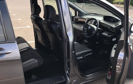 Honda Freed I, 2015 год, 1 270 000 рублей, 17 фотография