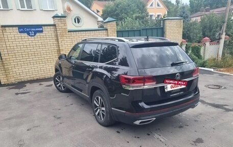 Volkswagen Teramont I, 2021 год, 3 700 000 рублей, 2 фотография