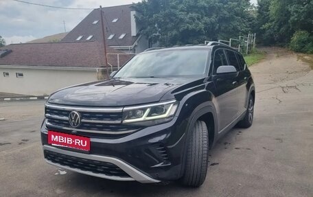 Volkswagen Teramont I, 2021 год, 3 700 000 рублей, 3 фотография