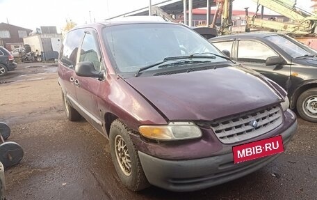 Plymouth Voyager III, 2000 год, 95 000 рублей, 1 фотография