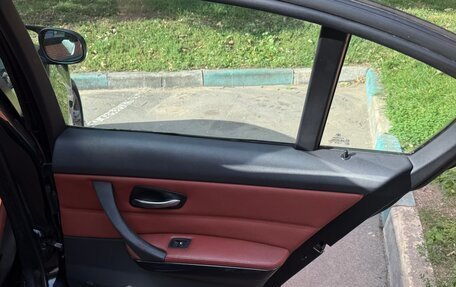 BMW 3 серия, 2009 год, 900 000 рублей, 12 фотография