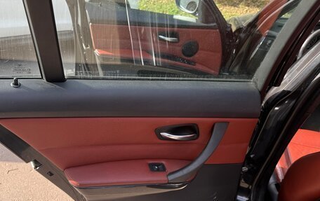 BMW 3 серия, 2009 год, 900 000 рублей, 11 фотография