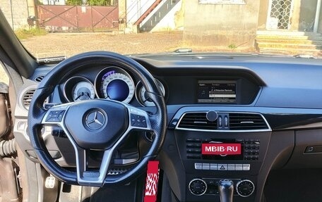 Mercedes-Benz C-Класс, 2013 год, 1 650 000 рублей, 16 фотография