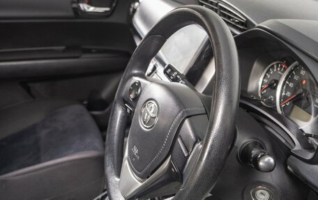 Toyota Corolla, 2018 год, 1 359 000 рублей, 13 фотография