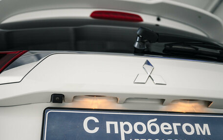 Mitsubishi Outlander III рестайлинг 3, 2022 год, 2 650 000 рублей, 11 фотография