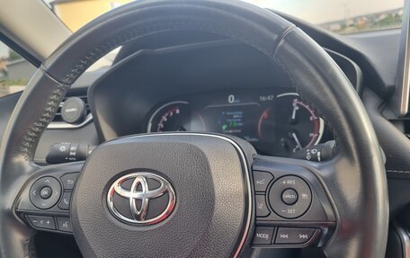Toyota RAV4, 2021 год, 3 400 000 рублей, 14 фотография
