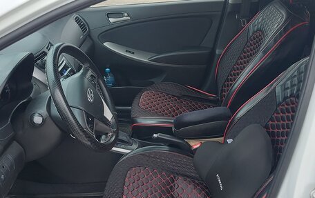 Hyundai Solaris II рестайлинг, 2014 год, 890 000 рублей, 5 фотография