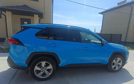 Toyota RAV4, 2019 год, 3 149 000 рублей, 3 фотография