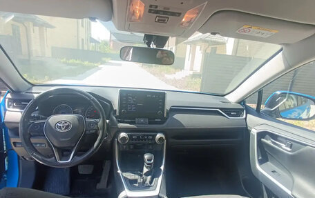 Toyota RAV4, 2019 год, 3 149 000 рублей, 6 фотография