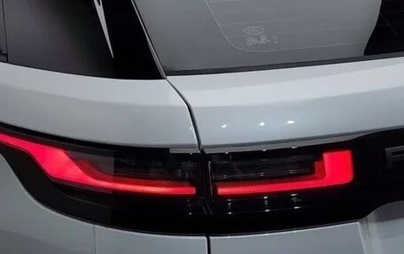 Land Rover Range Rover Velar I, 2024 год, 8 425 000 рублей, 9 фотография