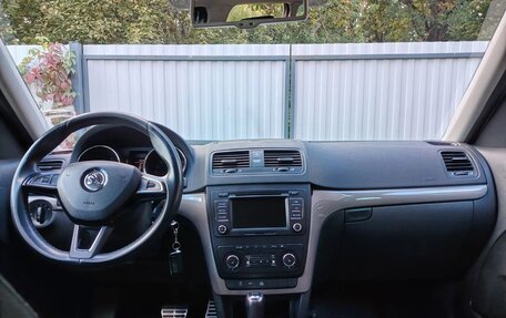 Skoda Yeti I рестайлинг, 2014 год, 1 300 000 рублей, 8 фотография