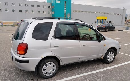 Toyota Corolla Spacio II, 1997 год, 250 000 рублей, 2 фотография