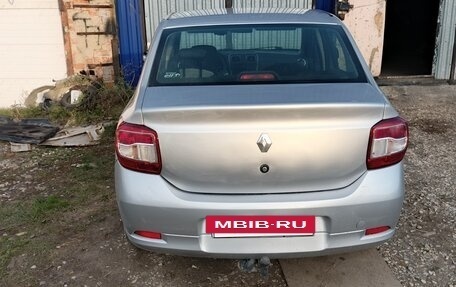 Renault Logan II, 2016 год, 520 000 рублей, 3 фотография