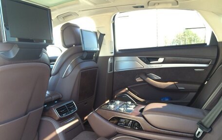 Audi A8, 2010 год, 1 800 000 рублей, 5 фотография