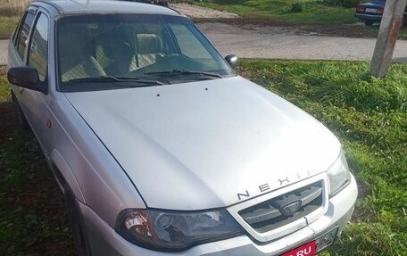 Daewoo Nexia I рестайлинг, 2010 год, 75 000 рублей, 3 фотография