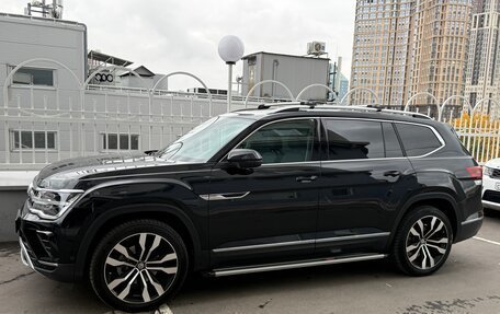 Volkswagen Teramont I, 2022 год, 4 900 000 рублей, 3 фотография
