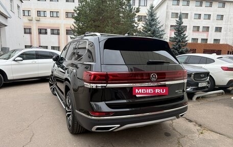 Volkswagen Teramont I, 2022 год, 4 900 000 рублей, 5 фотография