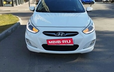 Hyundai Solaris II рестайлинг, 2013 год, 650 000 рублей, 1 фотография