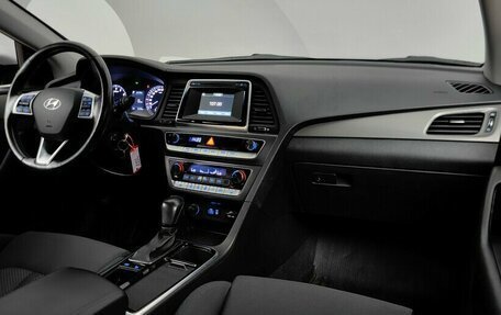 Hyundai Sonata VII, 2019 год, 1 499 000 рублей, 13 фотография