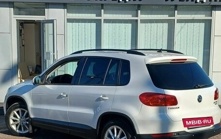 Volkswagen Tiguan I, 2012 год, 899 000 рублей, 4 фотография