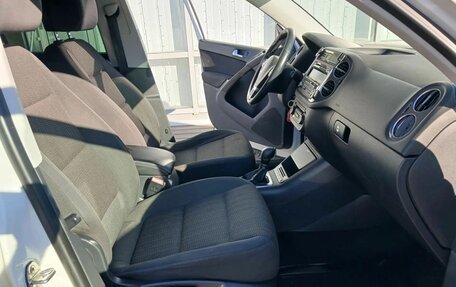 Volkswagen Tiguan I, 2012 год, 899 000 рублей, 19 фотография