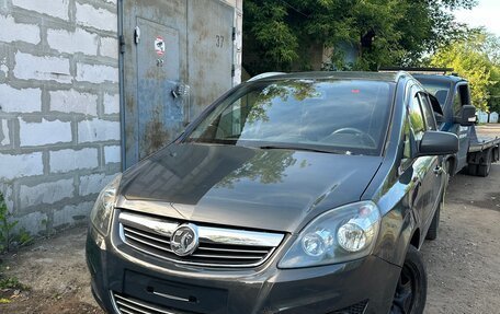 Opel Zafira B, 2013 год, 950 000 рублей, 1 фотография