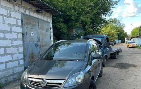 Opel Zafira B, 2013 год, 950 000 рублей, 2 фотография
