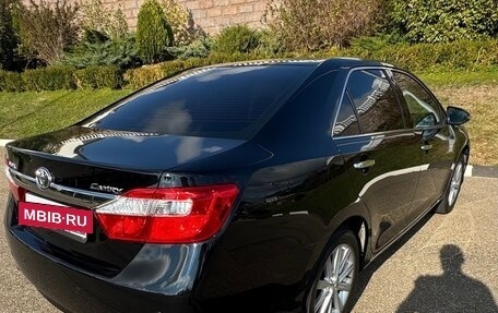 Toyota Camry, 2014 год, 1 890 000 рублей, 14 фотография