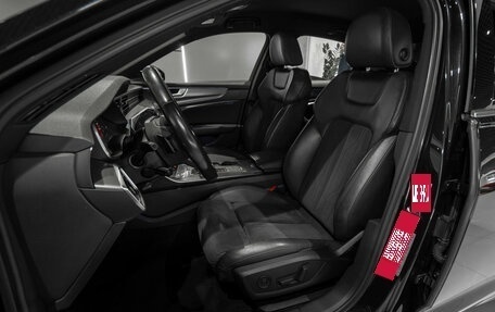 Audi A6, 2019 год, 2 975 000 рублей, 9 фотография