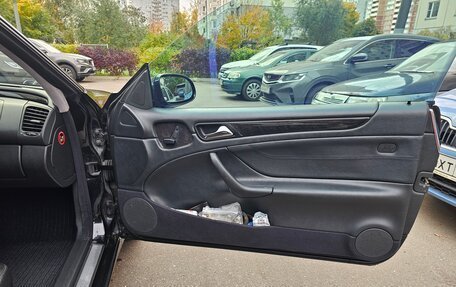 Mercedes-Benz CLK-Класс, 2001 год, 830 000 рублей, 29 фотография
