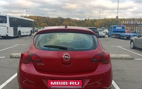 Opel Astra J, 2011 год, 710 000 рублей, 4 фотография