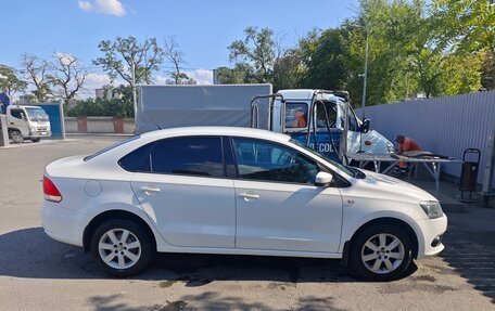 Volkswagen Polo VI (EU Market), 2012 год, 830 000 рублей, 2 фотография