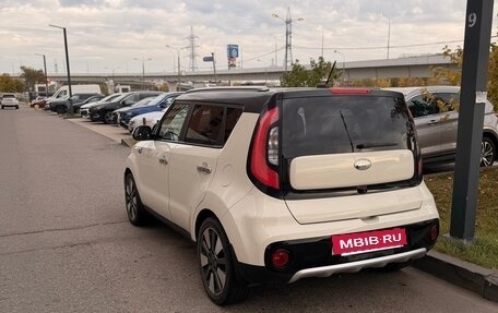 KIA Soul II рестайлинг, 2018 год, 1 750 000 рублей, 3 фотография