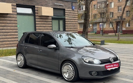 Volkswagen Golf VI, 2010 год, 830 000 рублей, 2 фотография