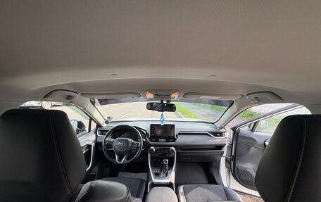 Toyota RAV4, 2021 год, 3 530 000 рублей, 18 фотография