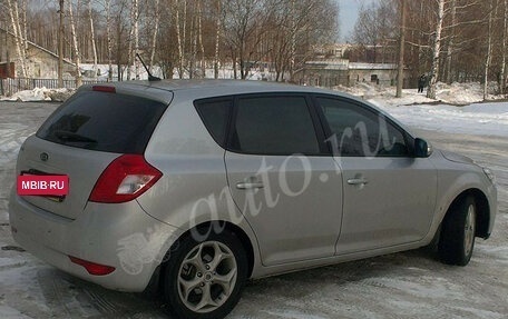 KIA cee'd I рестайлинг, 2010 год, 4 фотография
