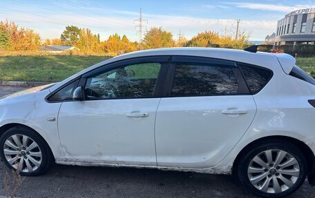 Opel Astra J, 2011 год, 320 000 рублей, 4 фотография