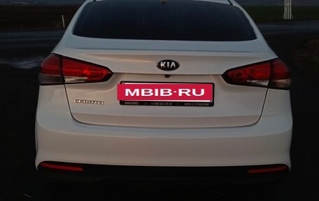 KIA Cerato III, 2017 год, 999 000 рублей, 3 фотография