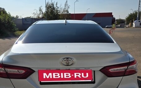Toyota Camry, 2020 год, 2 900 000 рублей, 8 фотография