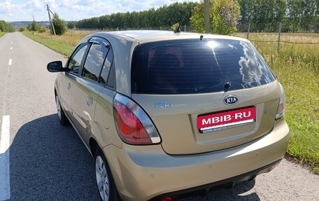 KIA Rio II, 2010 год, 420 000 рублей, 3 фотография
