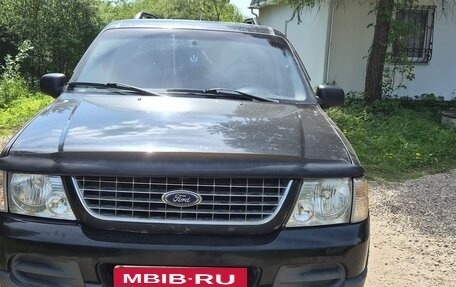 Ford Explorer III, 2002 год, 305 000 рублей, 2 фотография