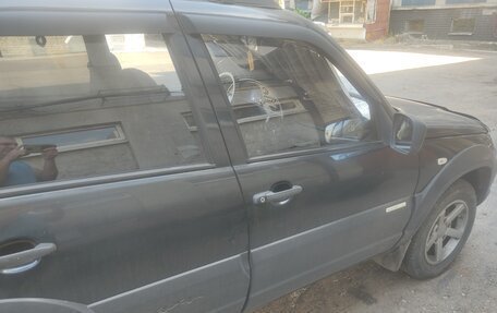 Chevrolet Niva I рестайлинг, 2012 год, 400 000 рублей, 5 фотография