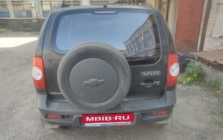 Chevrolet Niva I рестайлинг, 2012 год, 400 000 рублей, 3 фотография