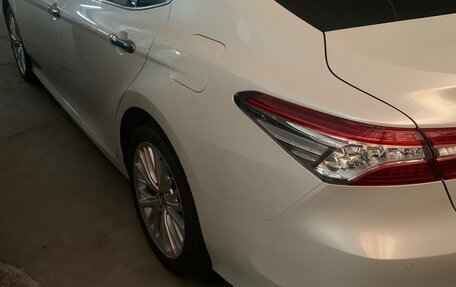 Toyota Camry, 2019 год, 2 600 000 рублей, 5 фотография