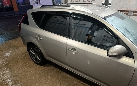 KIA cee'd I рестайлинг, 2010 год, 750 000 рублей, 7 фотография