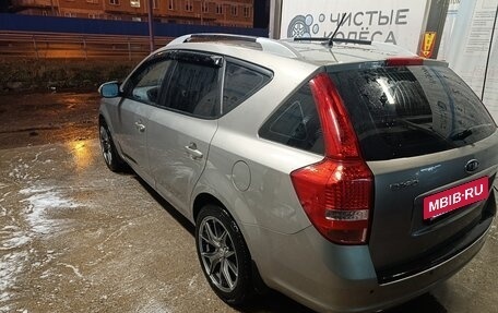 KIA cee'd I рестайлинг, 2010 год, 750 000 рублей, 9 фотография